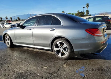 2017 Mercedes-Benz E 300 из США, поврежденный, VIN WDDZF4JB8HA189196